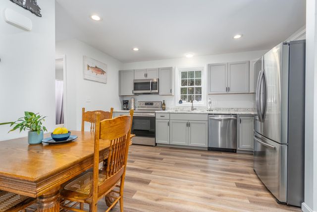 117 Beaver Pond Drive, Barnstead, NH 03225