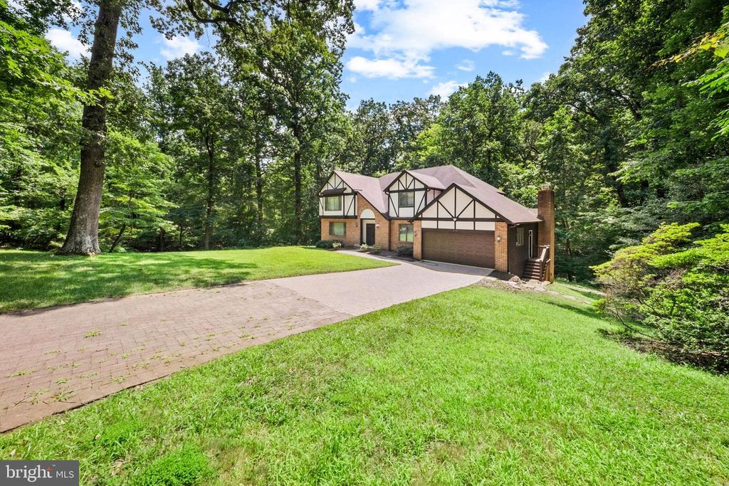 193 SOUTHDOWN RD, Edgewater, MD 21037