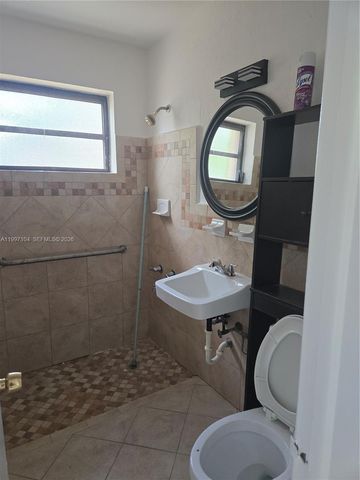 7840 SW 23rd St, Miami, FL 33155