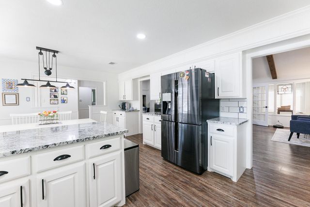 6226 Lynnhaven Drive, Lubbock, TX 79413