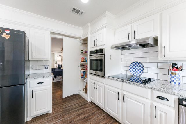 6226 Lynnhaven Drive, Lubbock, TX 79413