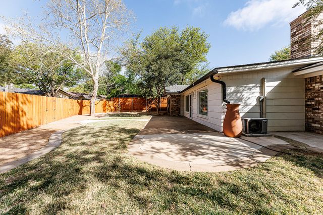 6226 Lynnhaven Drive, Lubbock, TX 79413