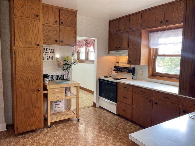 13024 9th, Osseo, WI 54758