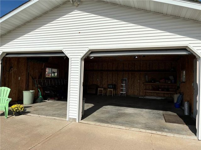 13024 9th, Osseo, WI 54758