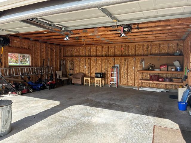 13024 9th, Osseo, WI 54758