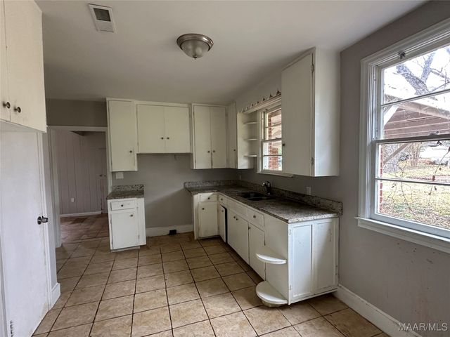 3539 S Perry Street, Montgomery, AL 36105