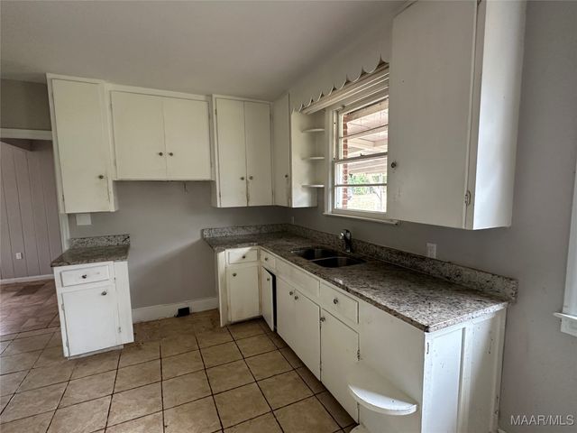 3539 S Perry Street, Montgomery, AL 36105