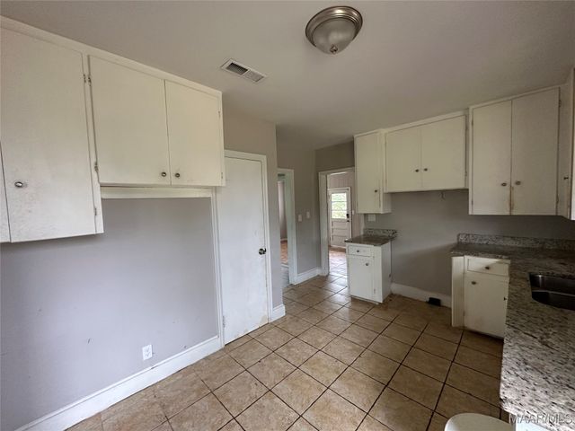 3539 S Perry Street, Montgomery, AL 36105