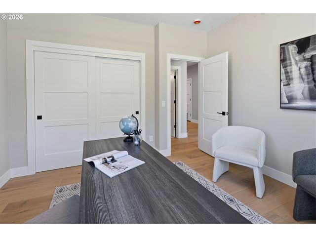 476 Ne 58TH Ave, Hillsboro, OR 97124