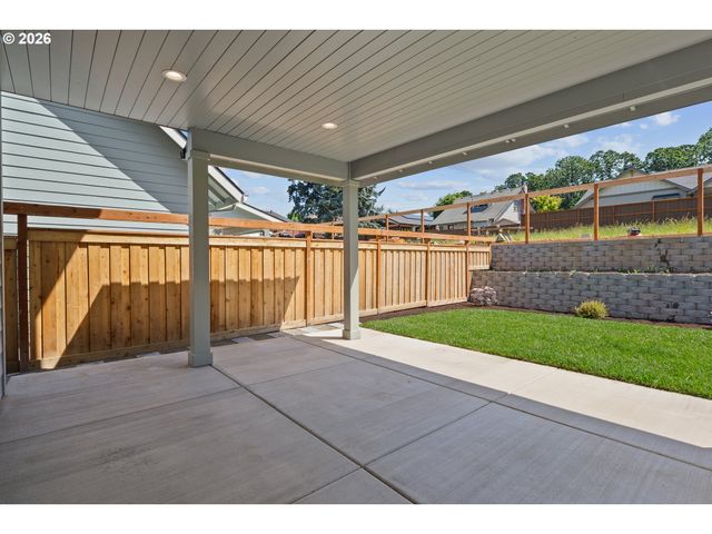 476 Ne 58TH Ave, Hillsboro, OR 97124
