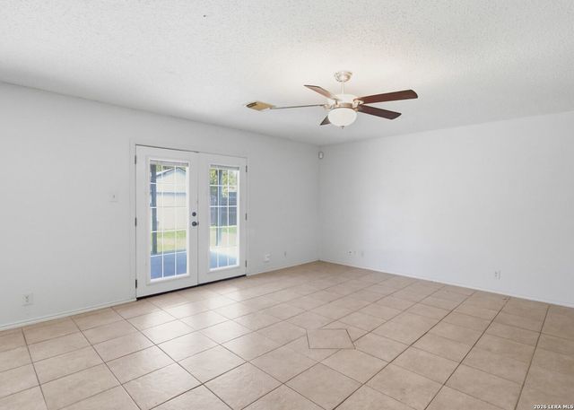 1127 Stone Arch, New Braunfels, TX 78130