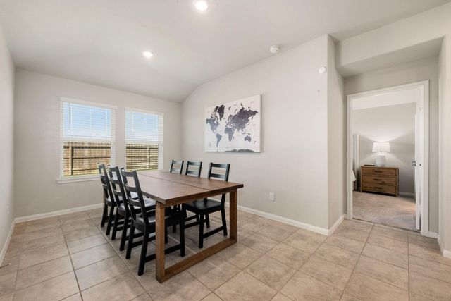 10402 Deussen Lane, Texas City, TX 77591