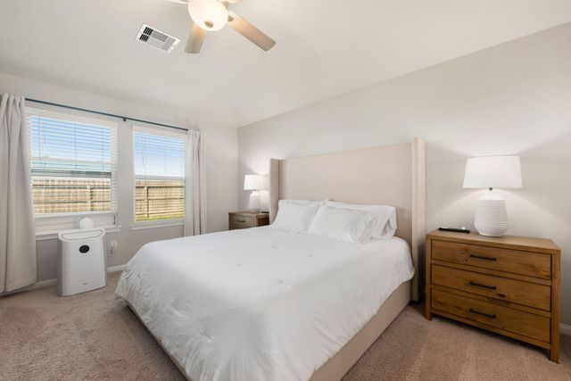 10402 Deussen Lane, Texas City, TX 77591