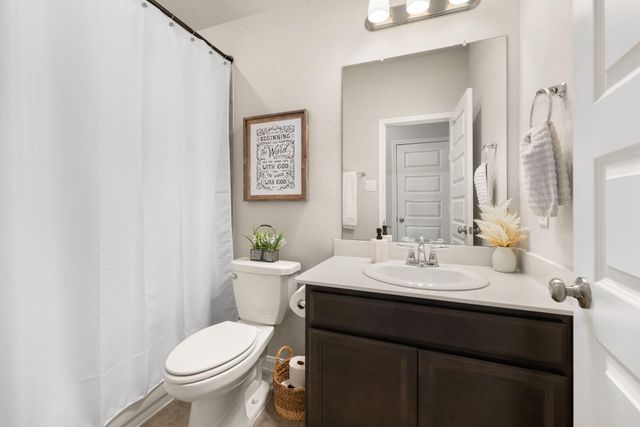 10402 Deussen Lane, Texas City, TX 77591