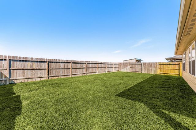 10402 Deussen Lane, Texas City, TX 77591