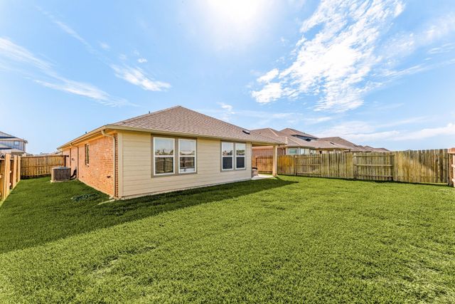 10402 Deussen Lane, Texas City, TX 77591