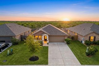 10402 Deussen Lane, Texas City, TX 77591