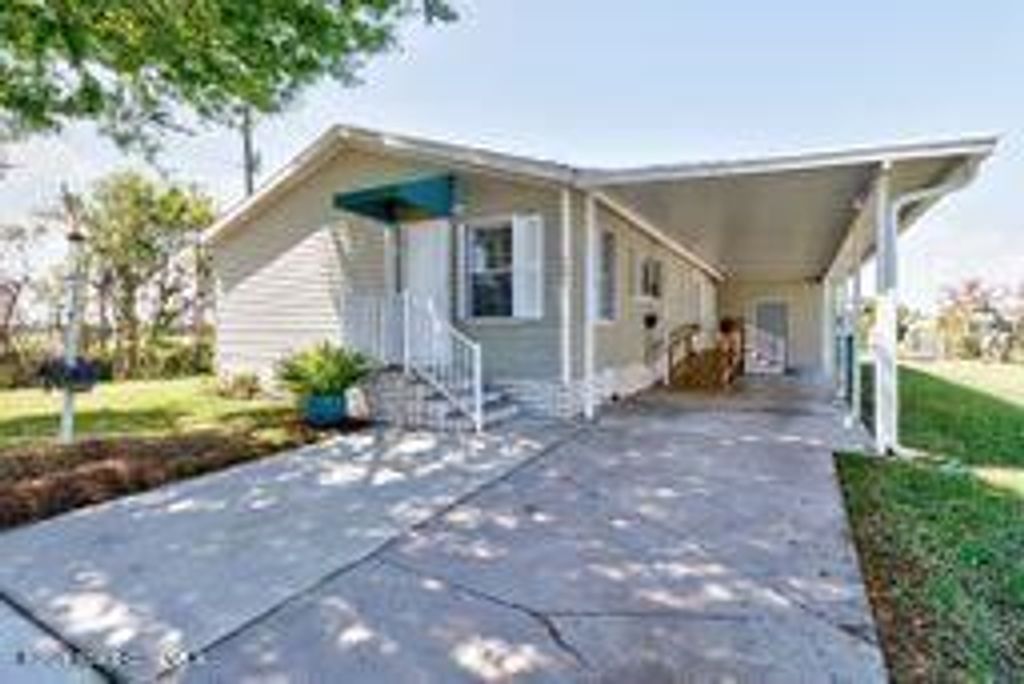 701 Lark Drive, Barefoot Bay, FL 32976