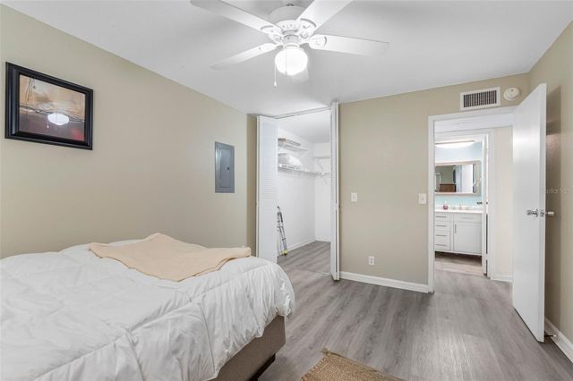 1801 BEDFORD LANE 33, Sun City Center, FL 33573