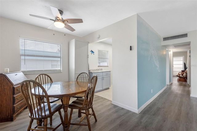 1801 BEDFORD LANE 33, Sun City Center, FL 33573