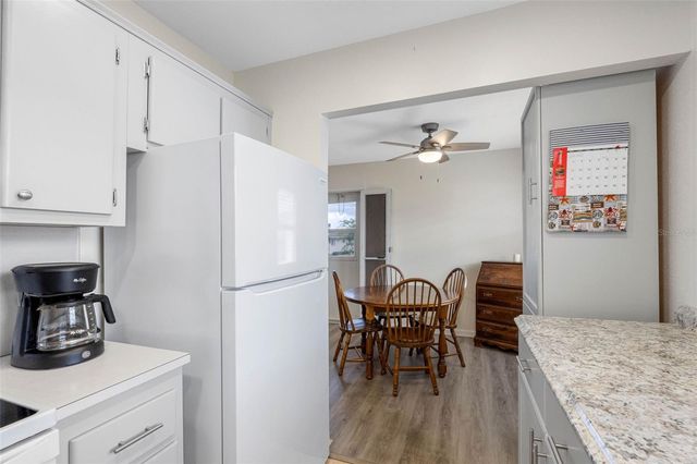 1801 BEDFORD LANE 33, Sun City Center, FL 33573