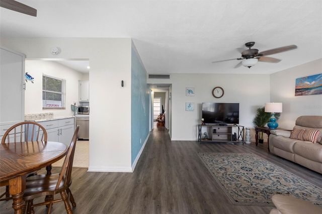 1801 BEDFORD LANE 33, Sun City Center, FL 33573