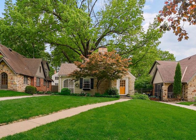 215 E 73rd Street, Kansas City, MO 64114