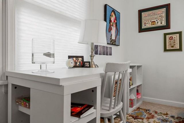 215 E 73rd Street, Kansas City, MO 64114