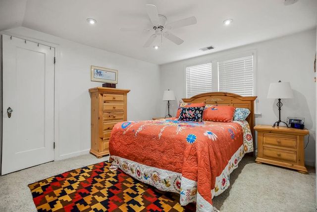 215 E 73rd Street, Kansas City, MO 64114