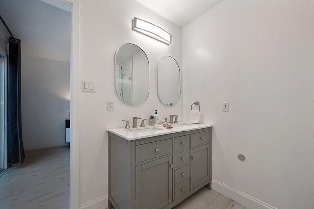 3129 Murchison Way, Carmichael, CA 95608