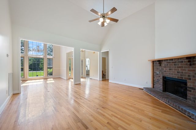 1026 Madison Creek Rd, Goodlettsville, TN 37072