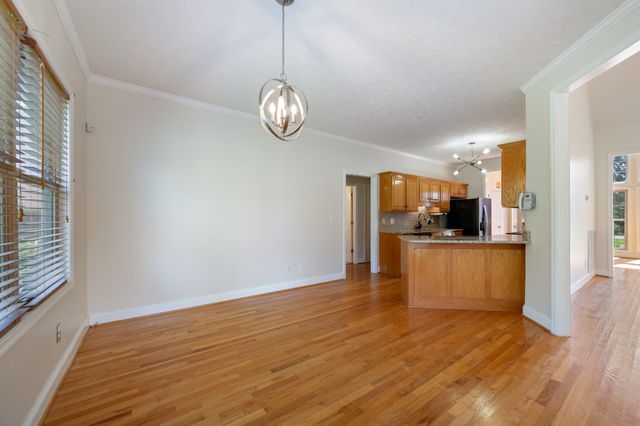 1026 Madison Creek Rd, Goodlettsville, TN 37072