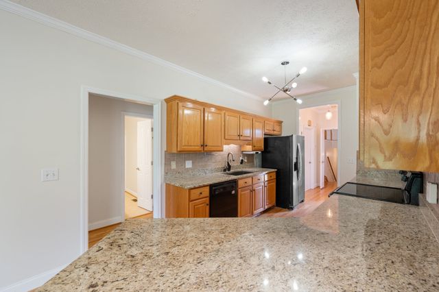 1026 Madison Creek Rd, Goodlettsville, TN 37072