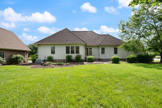 1026 Madison Creek Rd, Goodlettsville, TN 37072