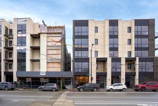 503 E Pershing Avenue 406, Chicago, IL 60653