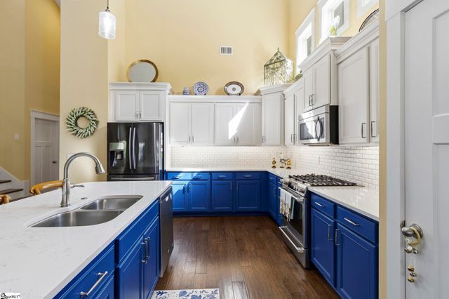 201 Rolling Creek Court, Taylors, SC 29687