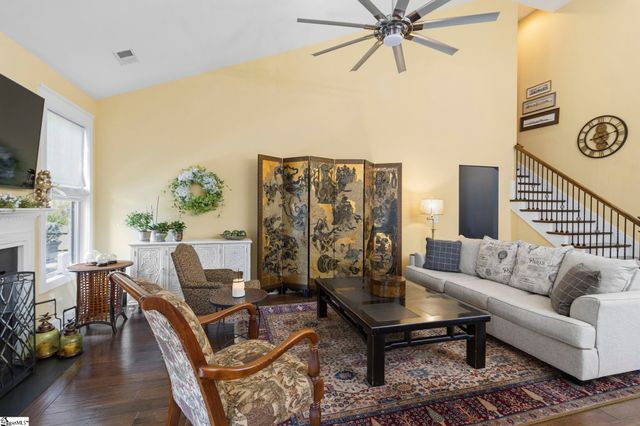 201 Rolling Creek Court, Taylors, SC 29687