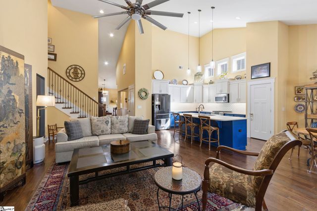 201 Rolling Creek Court, Taylors, SC 29687