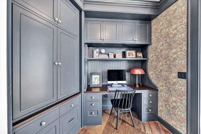 128 Oaklawn DR, Moneta, VA 24121