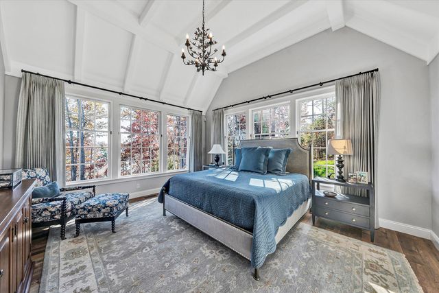 128 Oaklawn DR, Moneta, VA 24121