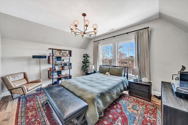 128 Oaklawn DR, Moneta, VA 24121