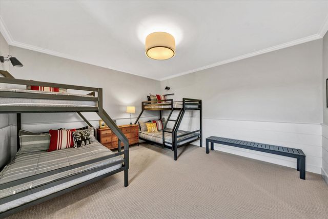 128 Oaklawn DR, Moneta, VA 24121