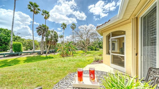 1116 BEACHCOMBER COURT 3, Osprey, FL 34229