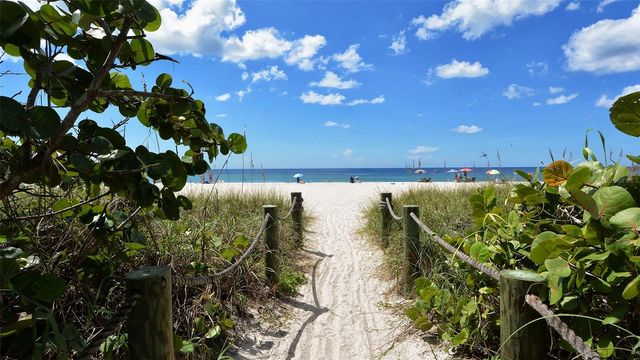 1116 BEACHCOMBER COURT 3, Osprey, FL 34229