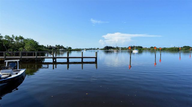 1116 BEACHCOMBER COURT 3, Osprey, FL 34229