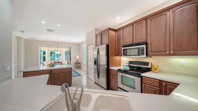 1116 BEACHCOMBER COURT 3, Osprey, FL 34229