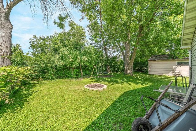 180 DENHARDT AVENUE, Neenah, WI 54956