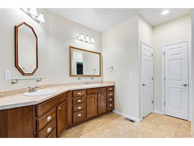 8341 Gardenia St, Arvada, CO 80005