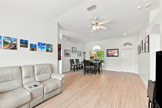 3720 TREELINE DRIVE, Valrico, FL 33596