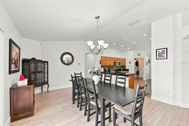 3720 TREELINE DRIVE, Valrico, FL 33596